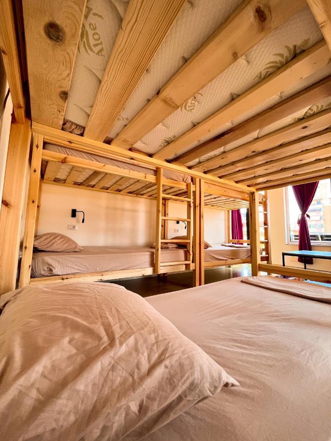 Blue Door Hostel تيرانا المظهر الخارجي الصورة